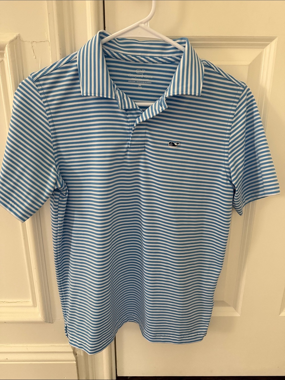 Vineyard Vines performance Light Blue and White Striped Polo size 12-14